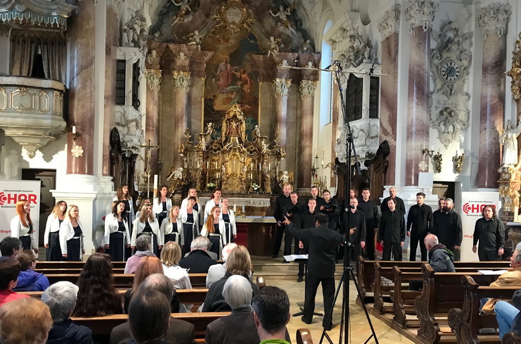 Cantica laetitia na koncertě v rámci 16. ročníku Mezinárodní soutěže pěveckých sborů Marktoberdorf 2019, foto Jan Tesař